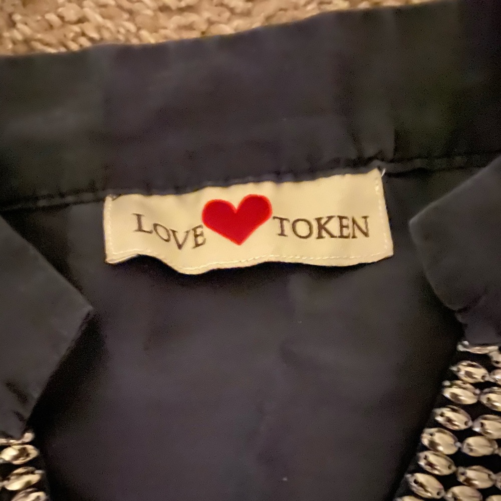 Love token blouse